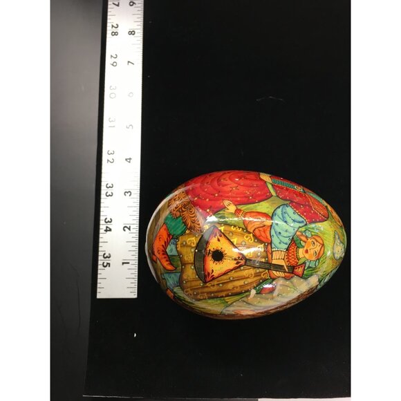 Vintage Russian Painted Lacquered Wooden Egg Folk Art with Stand 6'' Tall - Picture 13 of 14